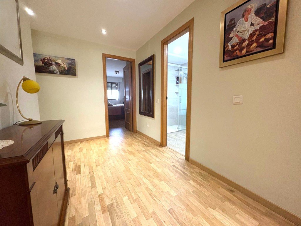 Property 2450 - Image 28